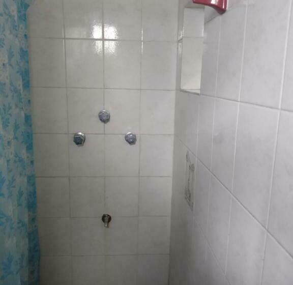 带大床的标准间, Casa Ixchel   450m To Downtown, Wifi, Hot Water, Ac