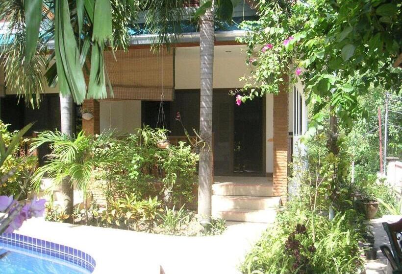 スタンダードバンガロー, Samuigreenvalley Resort