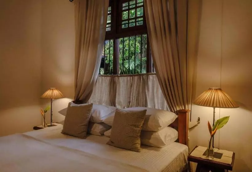 اتاق لوکس سه تخته, Havelock Place Bungalow
