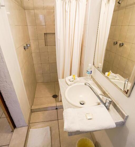 Номер Стандарт, Nacional