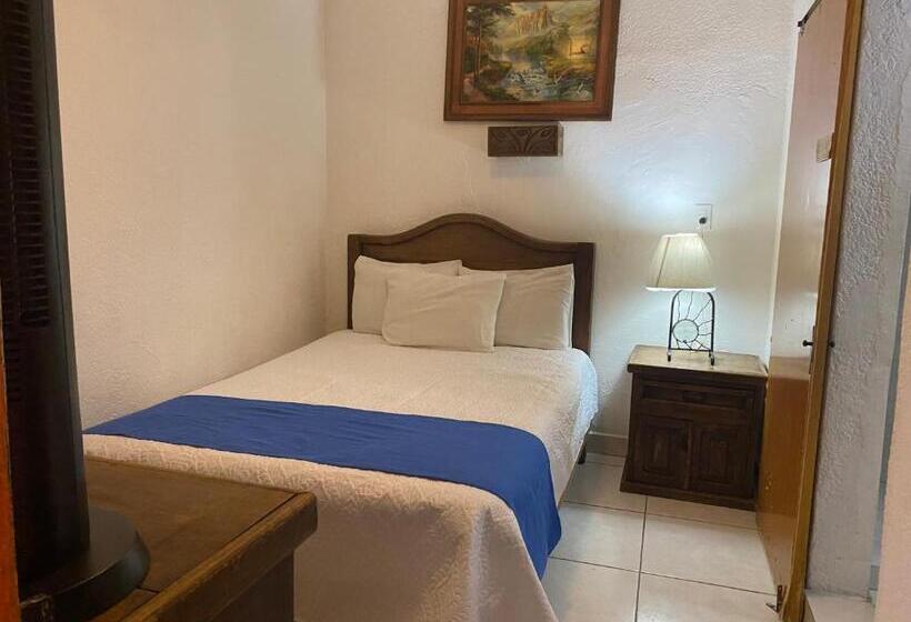 Номер Стандарт, Nacional