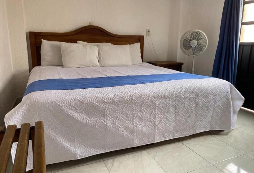 Стандартный Номер Кровать Кинг, Nacional