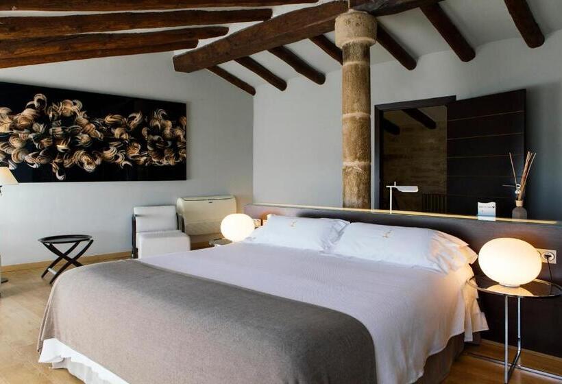 バルコニー付スイート, Cresol