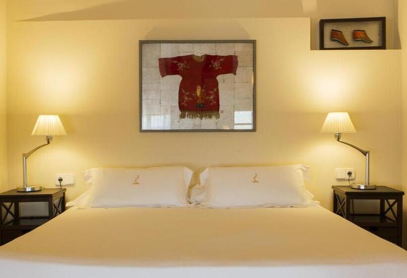 ジュニアスイート, Cresol