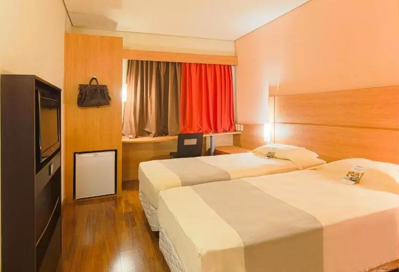 スタンダードルーム, Ibis Canoas Shopping