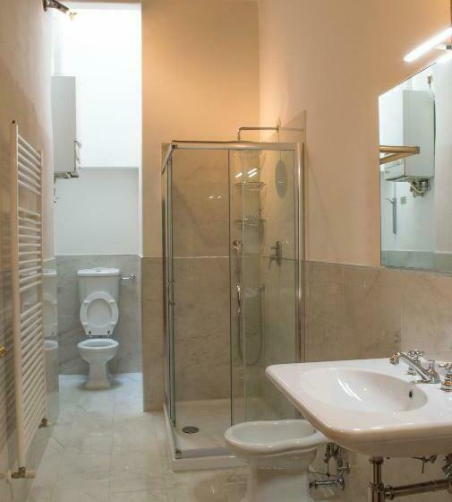 اتاق استاندارد, La Rosa Townhouse