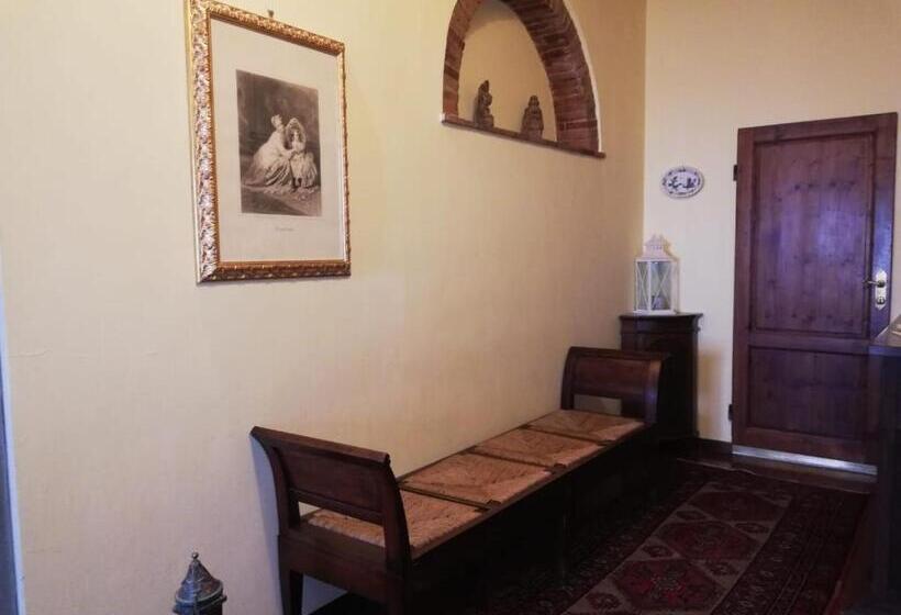 آپارتمان 2 خوابه, La Rosa Townhouse
