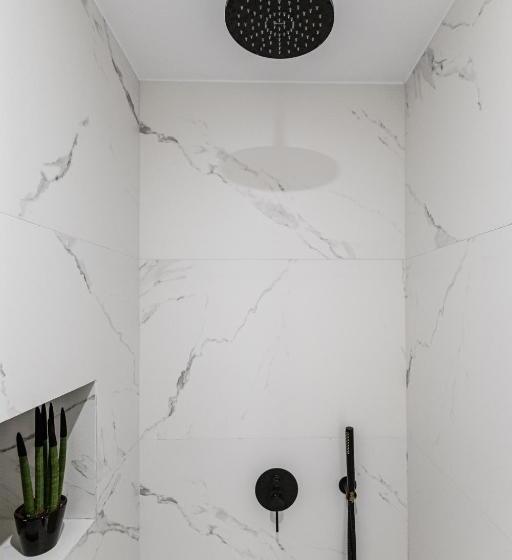 디럭스 스위트, Palatia