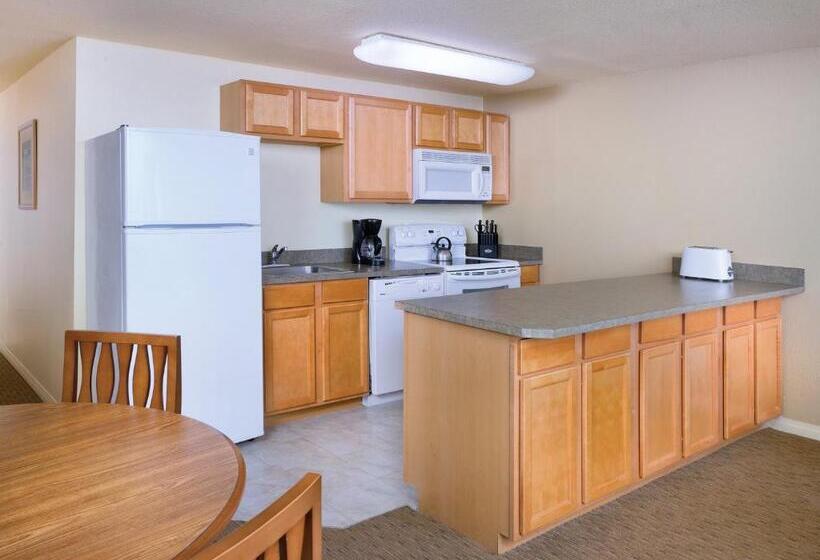شقة غرفتين, Worldmark Surfside Inn
