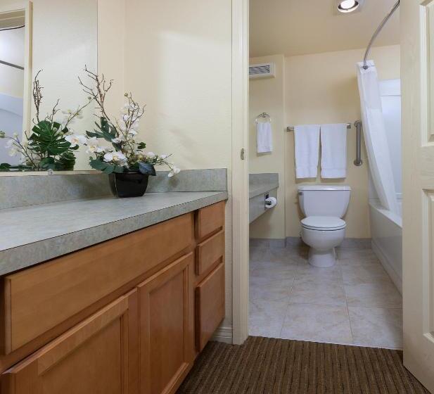 Апартаменты 2 Спальни, Worldmark Surfside Inn