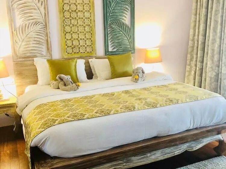 اتاق استاندارد, Thaproban Pavilion Resort & Spa