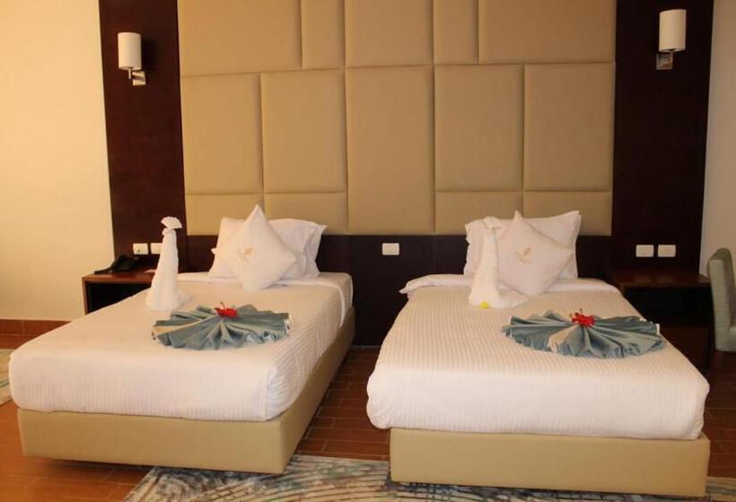 اتاق اساندارد با چشمانداز جانبی به دریا, Royal Jewel Al Raml