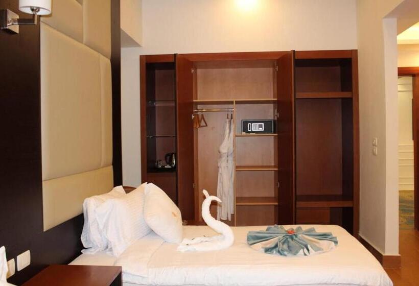 اتاق استاندارد با چشمانداز شهر, Royal Jewel Al Raml