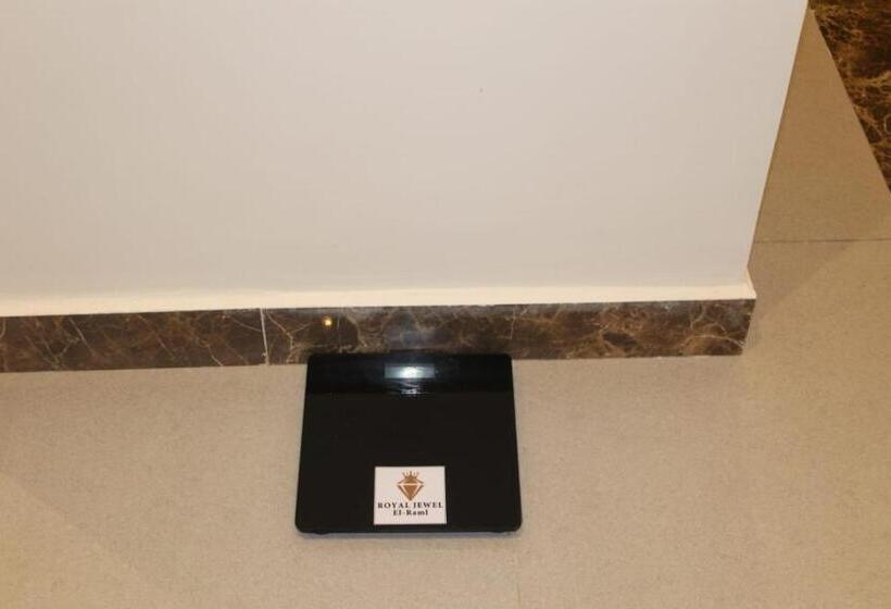 اتاق اساندارد با چشمانداز جانبی به دریا, Royal Jewel Al Raml