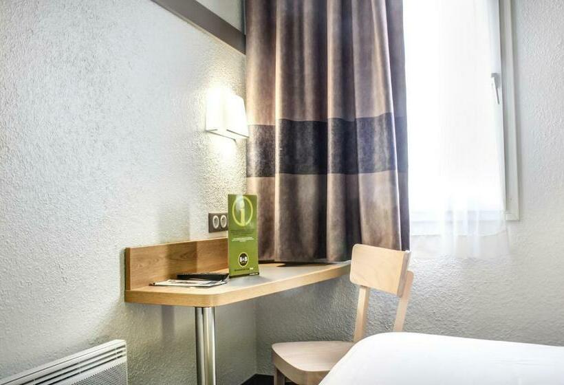 غرفة قياسية ثلاثية, Inn Design Montluçon