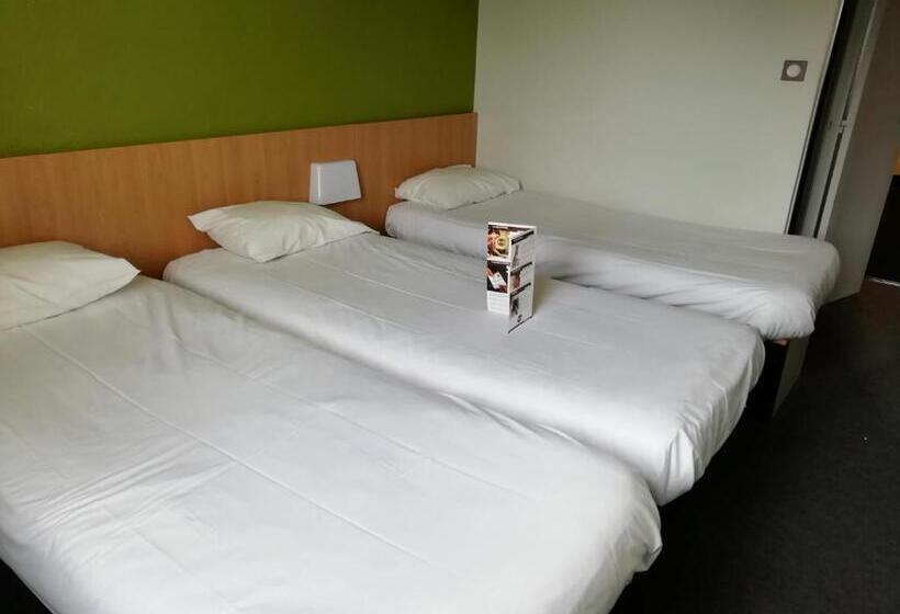 غرفة كلاسيكية ثلاثية, Inn Design Montluçon