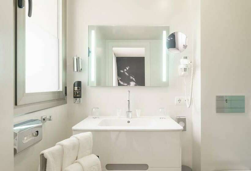 Номер Superior Вид на Бассейн, Boutique Minister 4sup