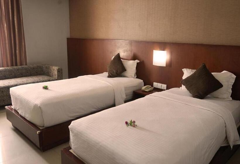 חדר דלוקס, Grand Hatika