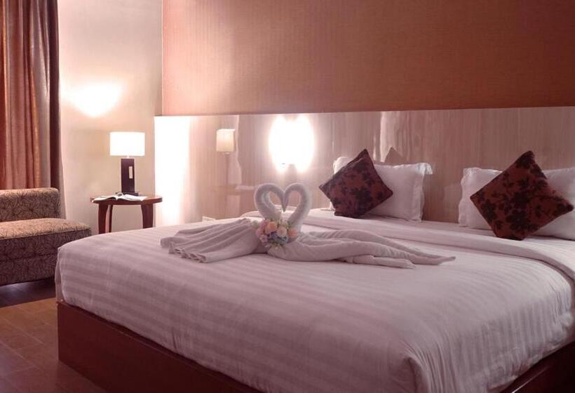 חדר דלוקס, Grand Hatika