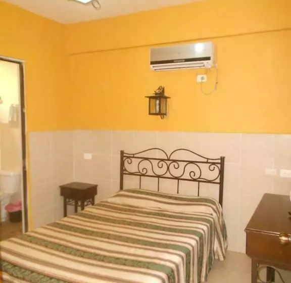 اتاق استاندارد, Rincón Del ángel