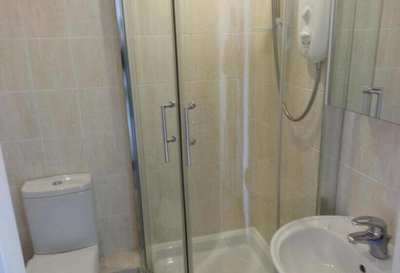 Quarto Familiar, The Rockside