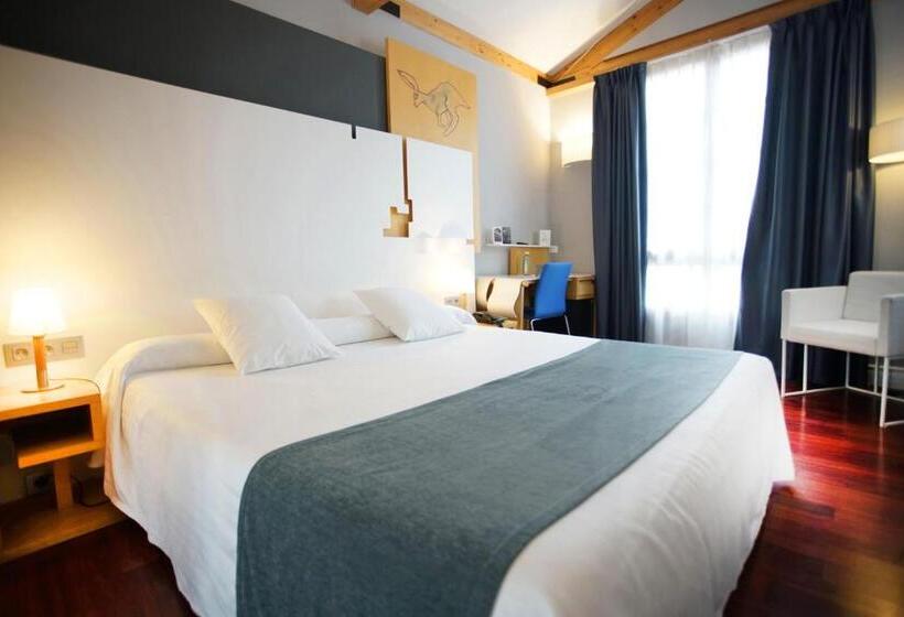 جناح جونيور, Zenit El Coloquio