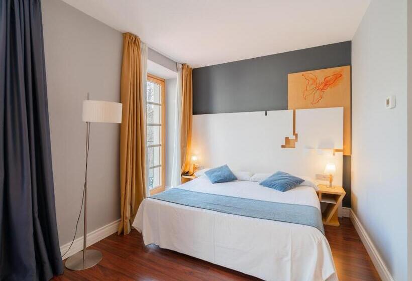 غرفة قياسية, Zenit El Coloquio