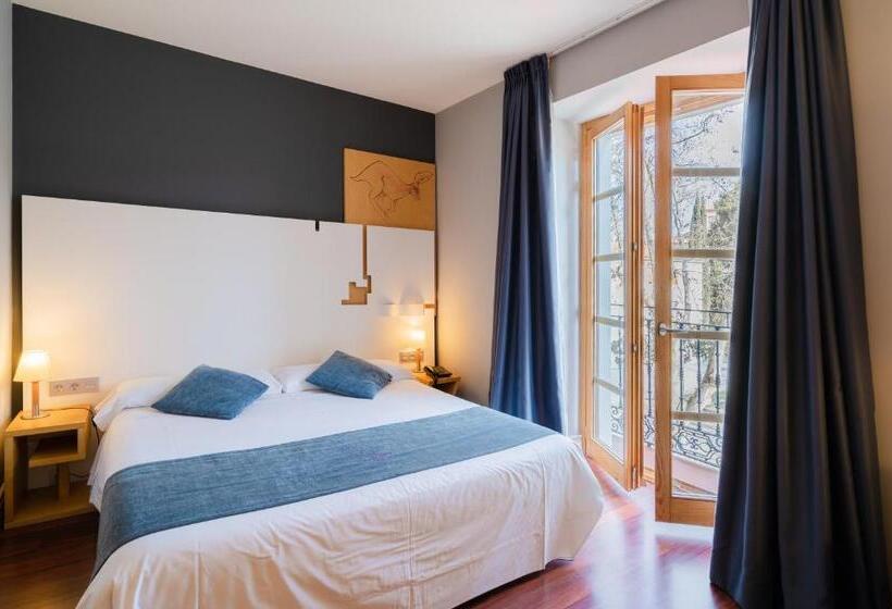 غرفة قياسية مطلة على المدينة, Zenit El Coloquio