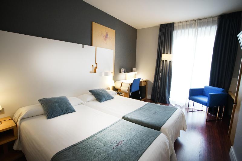 غرفة قياسية, Zenit El Coloquio