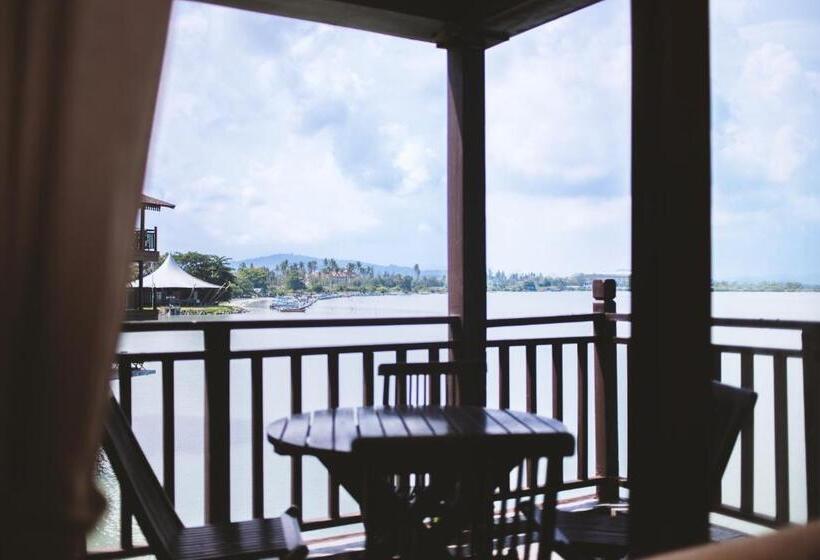 استودیوی استاندارد, Ombak Villa Langkawi