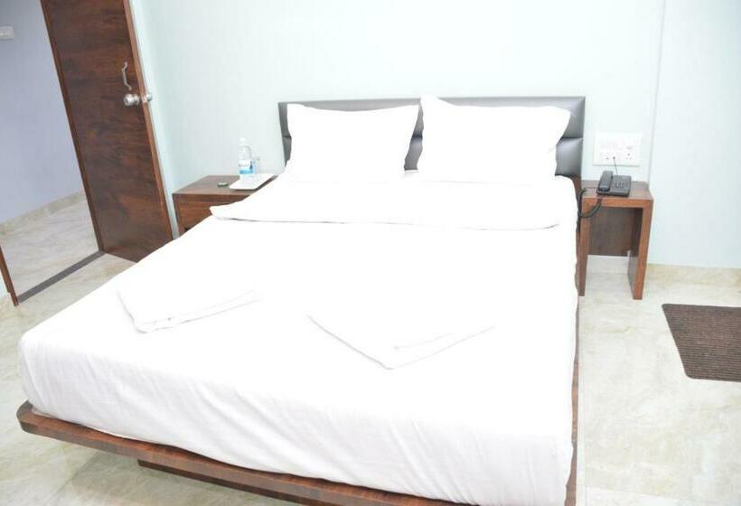 غرفة قياسية, Shankar Residency, Akkalkot