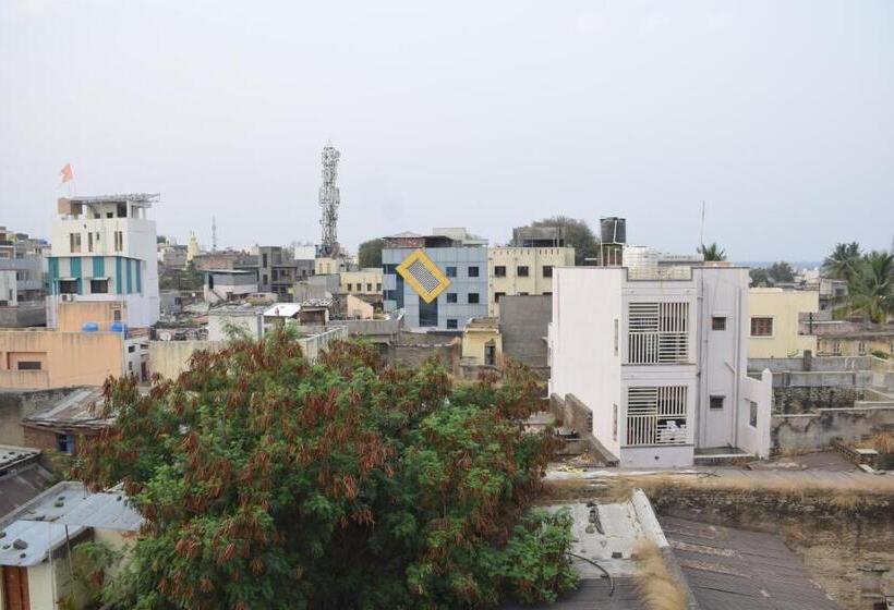 غرفة ديلوكس, Shankar Residency, Akkalkot