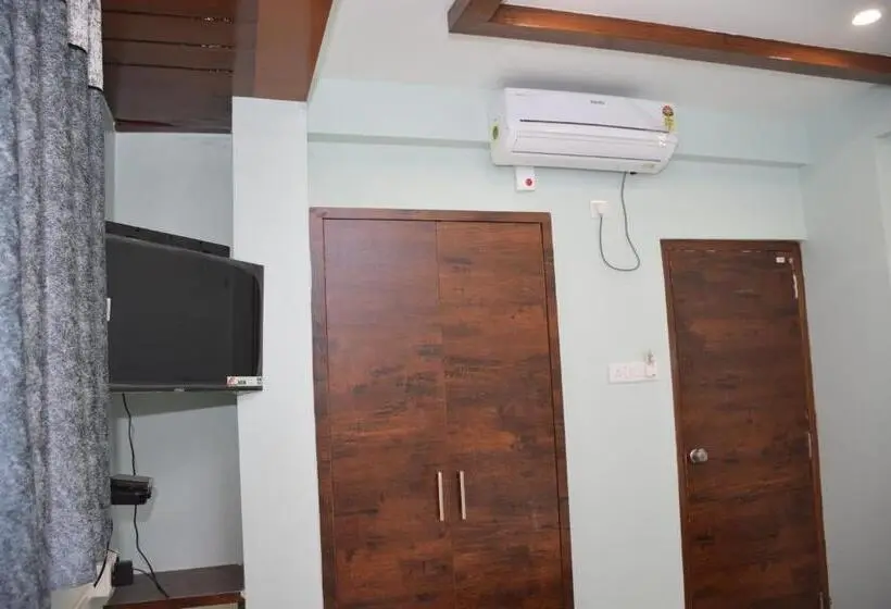 デラックスルーム, Shankar Residency, Akkalkot