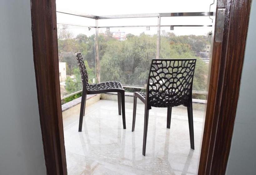 Номер Deluxe, Shankar Residency, Akkalkot
