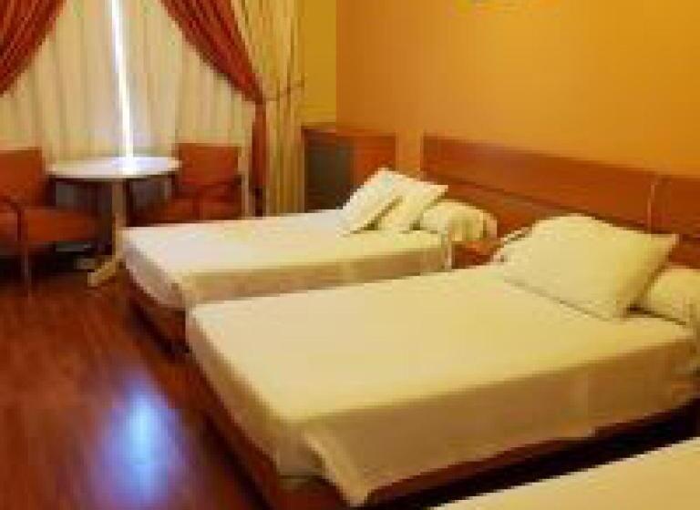 Camera Tripla Basic, Ahiram Hotel Byblos