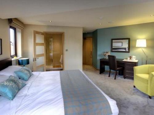 جناح جونيور, The Bakery Restaurant With Rooms