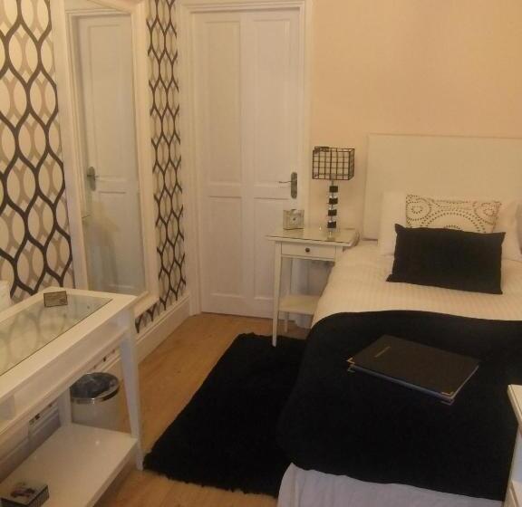 חדר סטנדרט יחיד, The Leicester