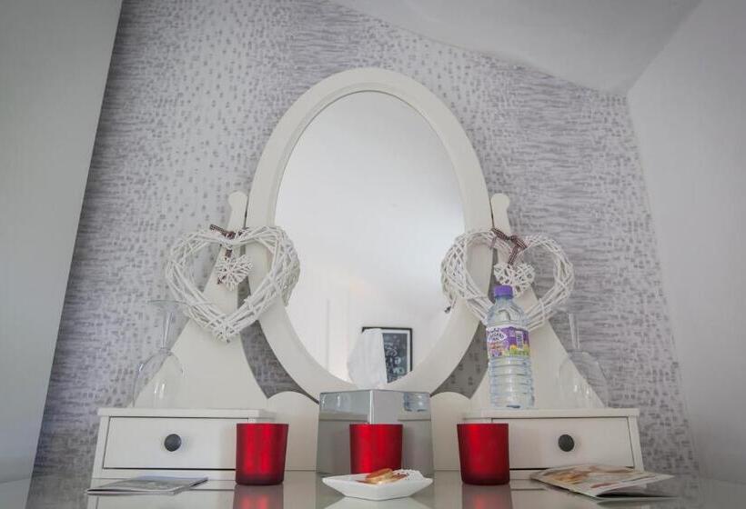 חדר דלוקס, The Leicester