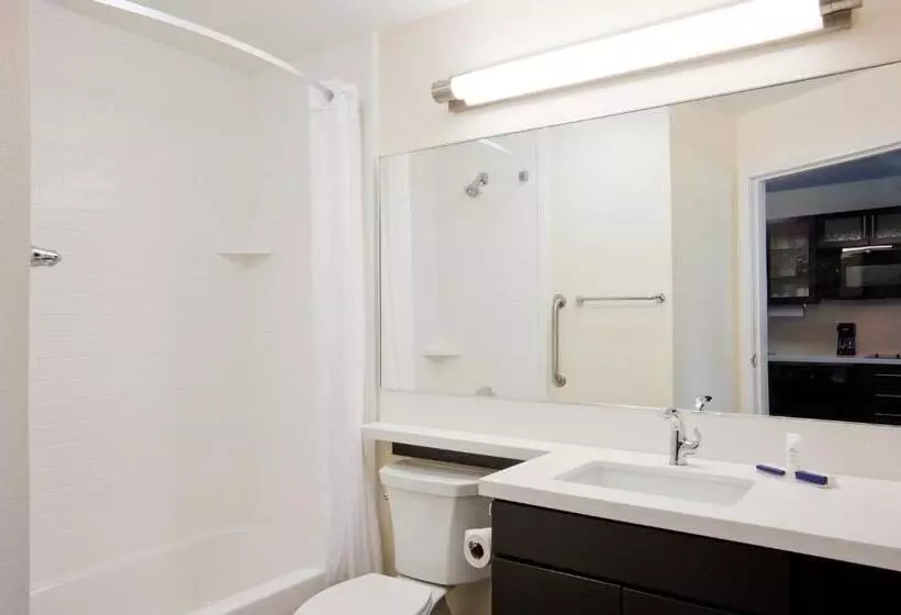 スイート, Candlewood Suites Dickinson, An Ihg