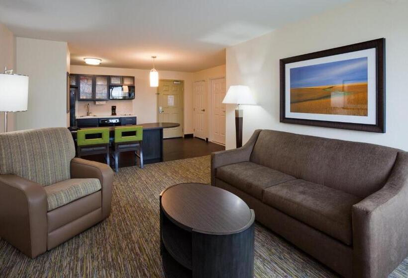 Номер Стандарт Адаптированный для Инвалидов, Candlewood Suites Dickinson, An Ihg