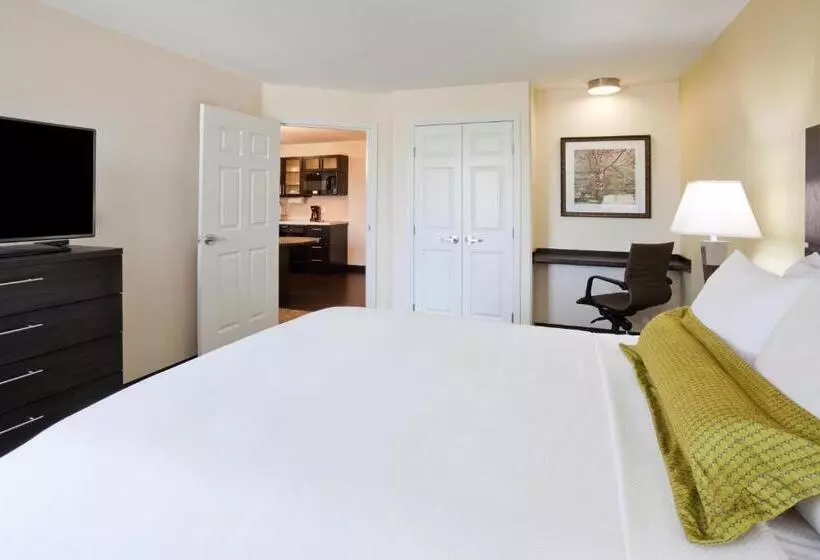 身障者適用スタンダードルーム, Candlewood Suites Dickinson, An Ihg