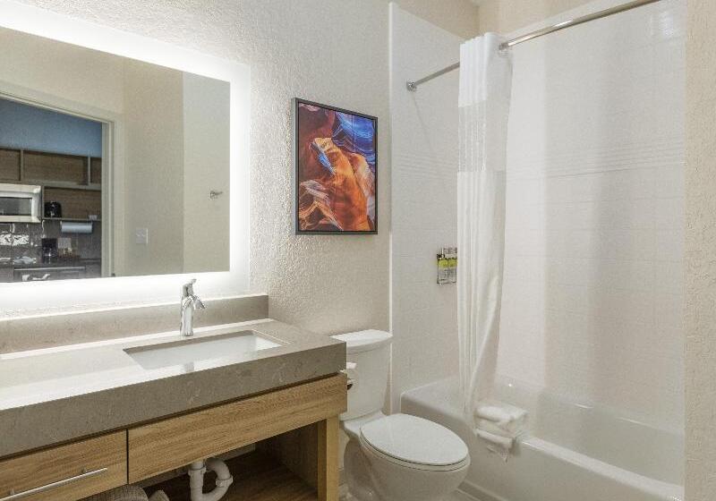 غرفة كلوب سرير كينج, Crowne Plaza Riyadh   Rdc Hotel & Convention, An Ihg