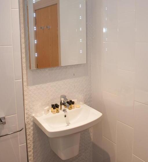 חדר סטנדרט עם מיטת קינג, Forty One