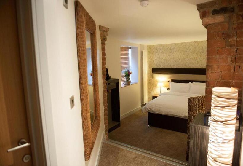 חדר דלוקס, Forty One