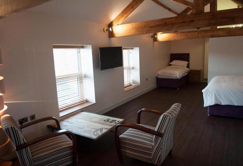 סטודיו משפחתי, Forty One