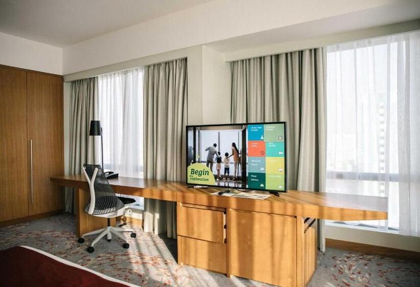 Номер Премиум, Holiday Inn & Suites Jakarta Gajah Mada, An Ihg
