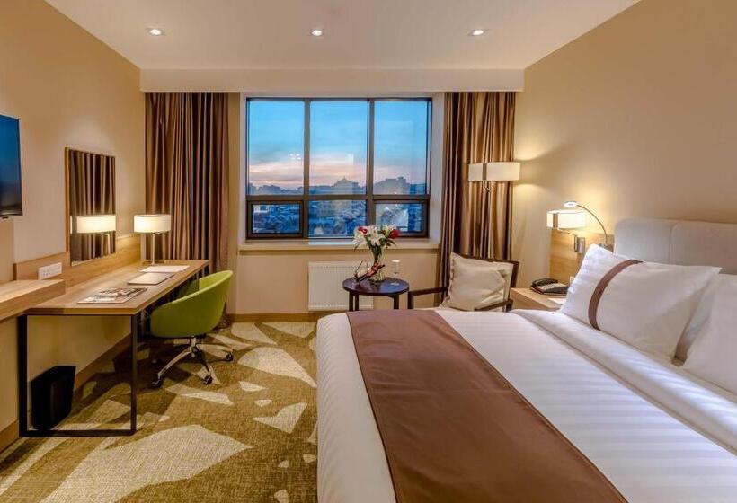 اتاق استاندارد با تخت بزرگ, Holiday Inn Ulaanbaatar, An Ihg