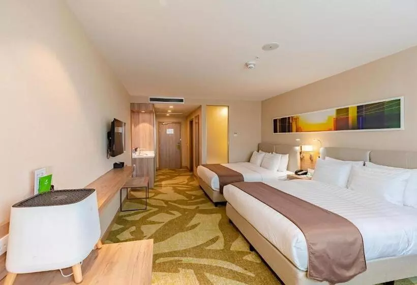 اتاق استاندارد با 2 تخت دوبل, Holiday Inn Ulaanbaatar By Ihg