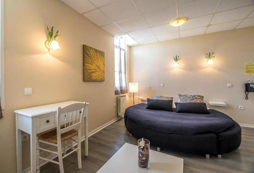 スーペリアールーム, Hôtel Des Moulins