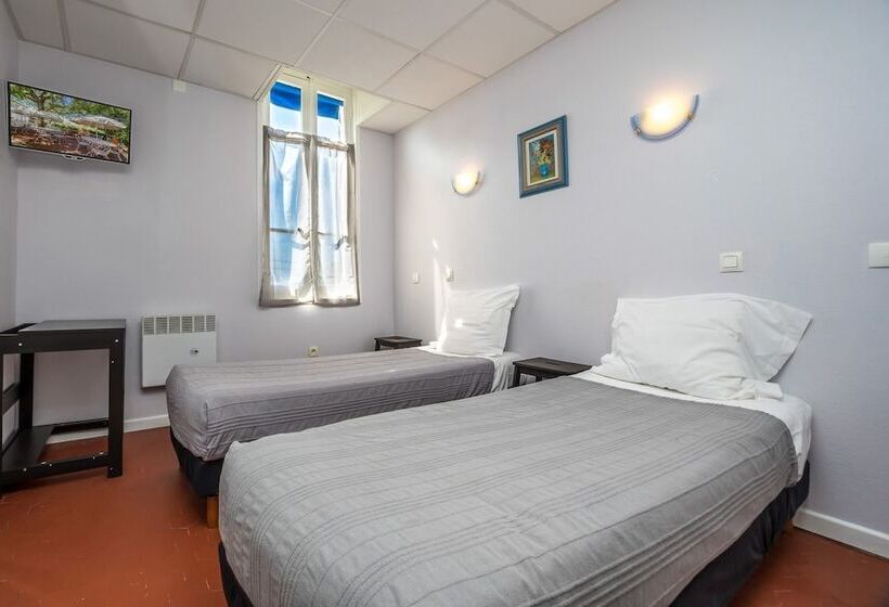 ガーデンビュースーペリアールーム, Hôtel Des Moulins